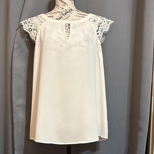 Express Lace Cap Sleeve Keyhole Blouse in Cream